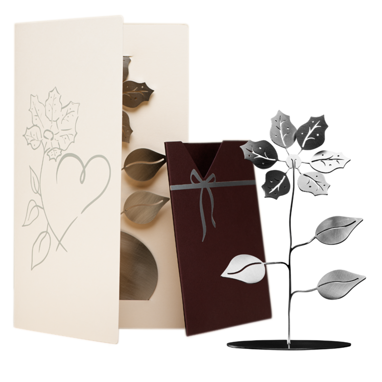 Mazais ziediņš ar krēmkrāsas kartiņu un ieliktni burgundijas krāsā